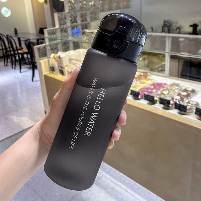 Water Bottle | 780ml | Versatile Design