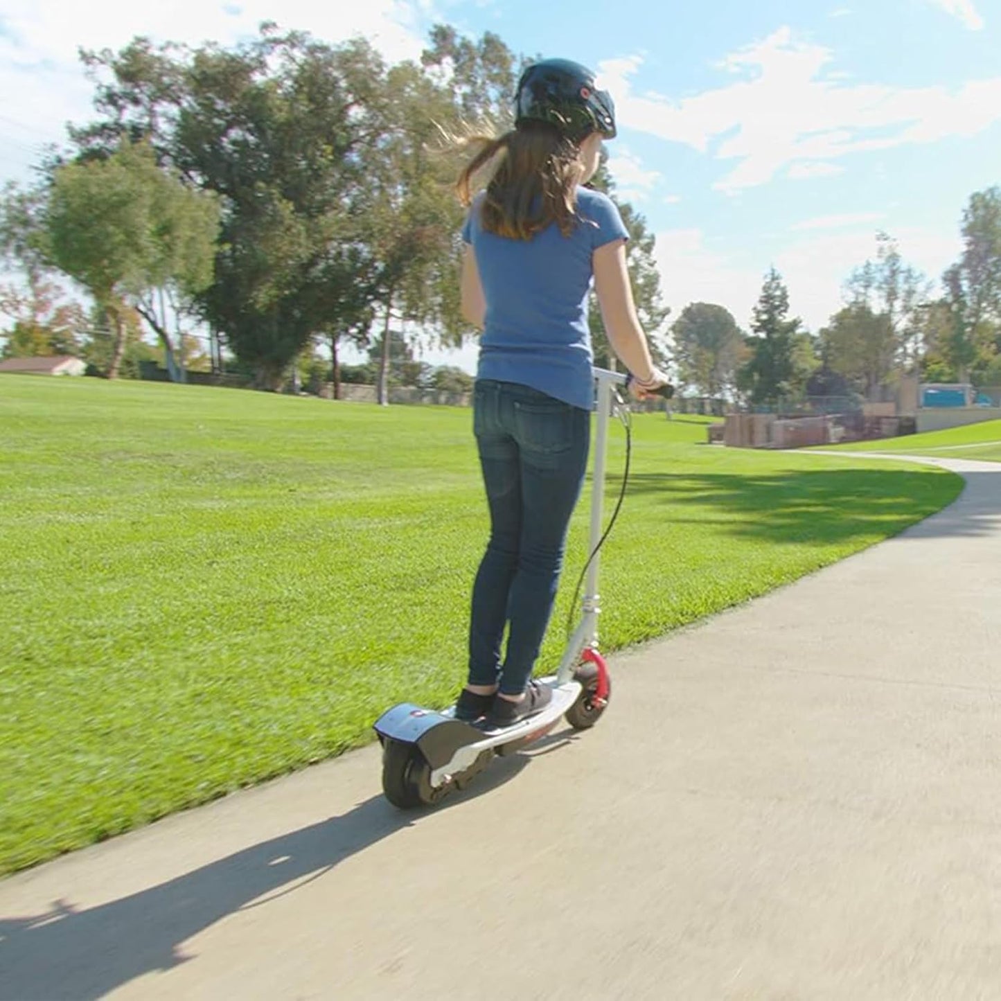 Razor E200 Electric Scooter for Teens I 12 MPH 40-Min Ride encalife