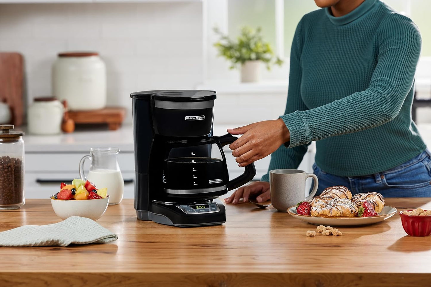 BLACK+DECKER 12-Cup Programmable Coffee Maker – Digital Drip Coffee Machine with Auto Brew, Sneak-A-Cup & Keep Warm Plate encalife
