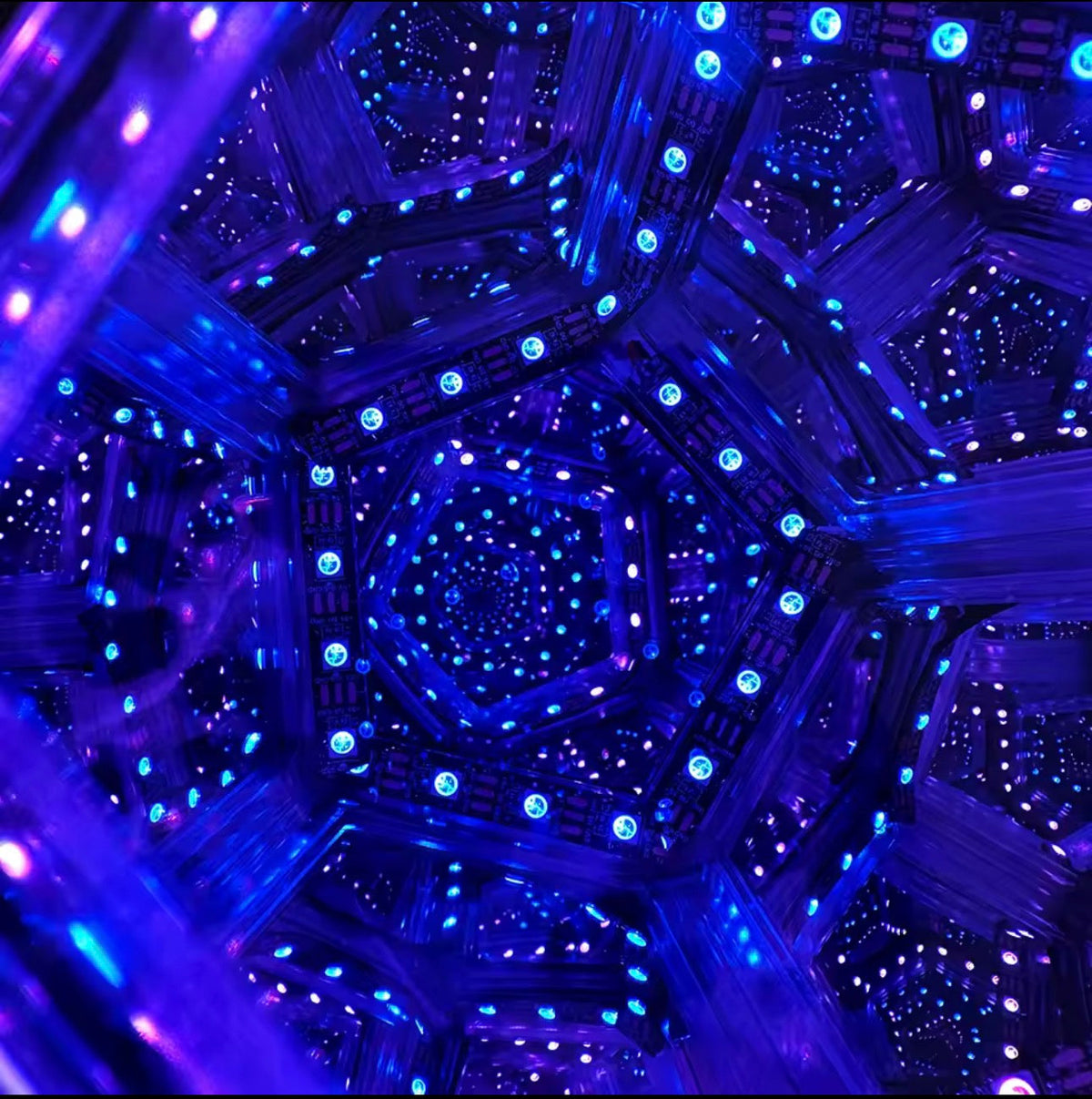 LED Night Light Mirror Light Infinite Dodecahedron Light for Gaming Room Decor 3D Cube Cool RGB Color Changing Night Lighting encalife