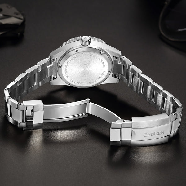 Dive Watch | Water-Resistant Design