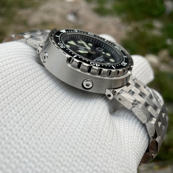 Dive Watch | Scratch-Resistant Sapphire Mirror